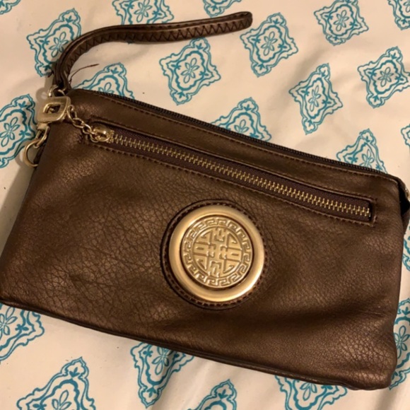 Wristlet - Picture 1 of 2